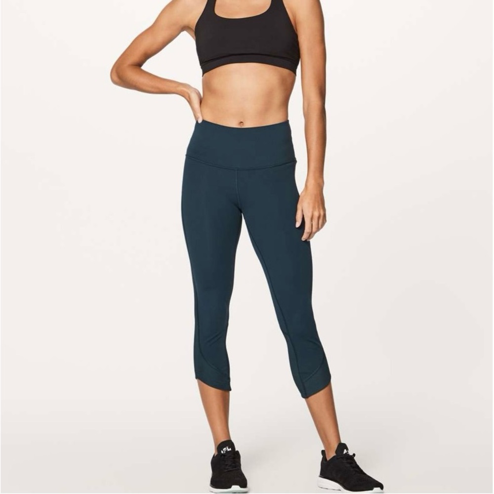 Lululemon Ready Set Go Crop